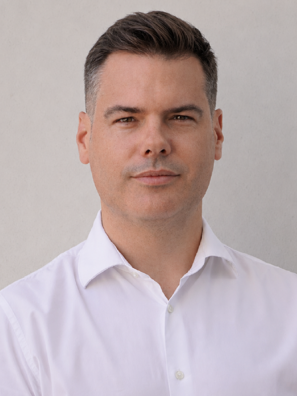 Diego CEO Gerente